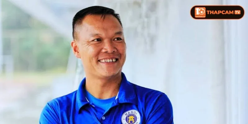 Dương Hồng Sơn là cái tên rất quen thuộc của bóng đá Việt Nam.